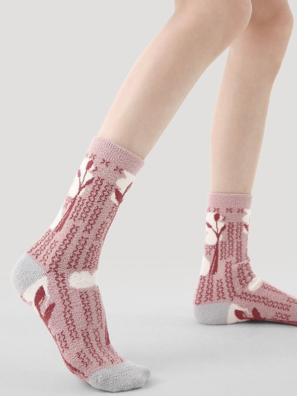 Line Art Bunny Coral Fleece Socks (Set of 3)