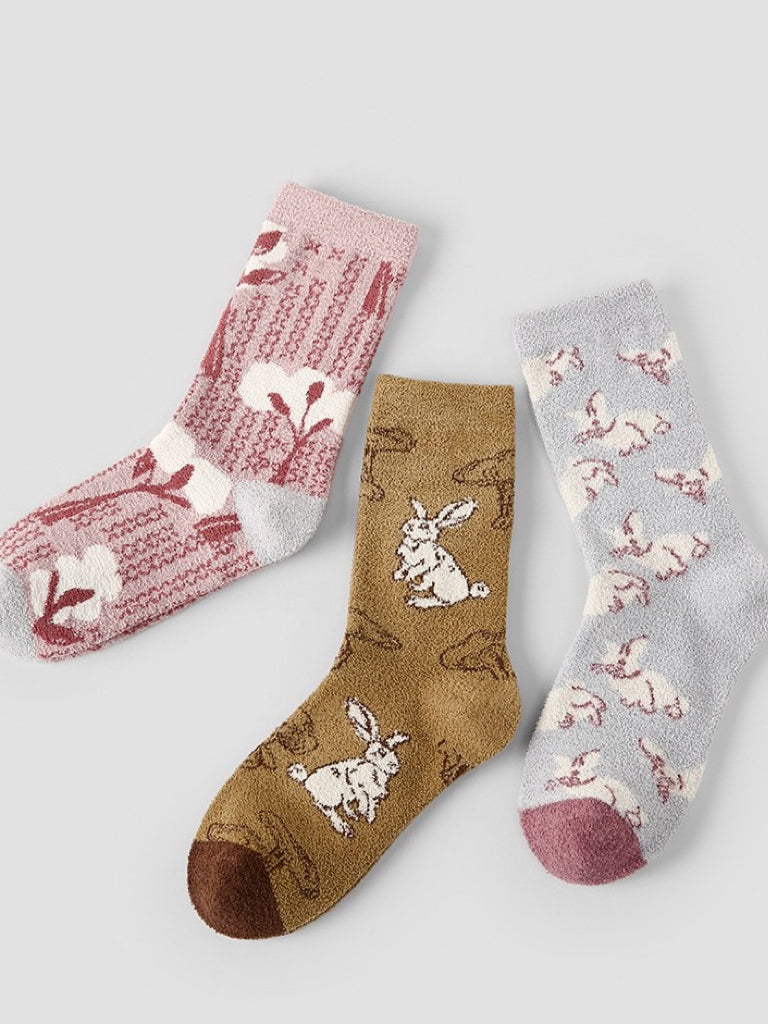 Line Art Bunny Coral Fleece Socks (Set of 3)