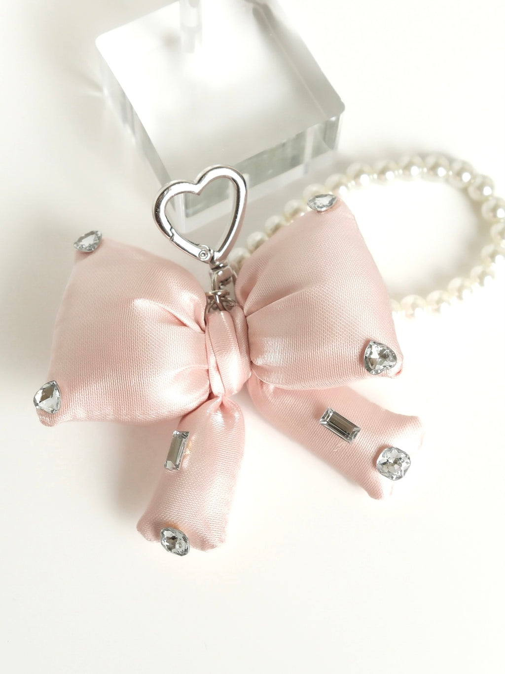 Pearl Bow Keychain Bag Charm