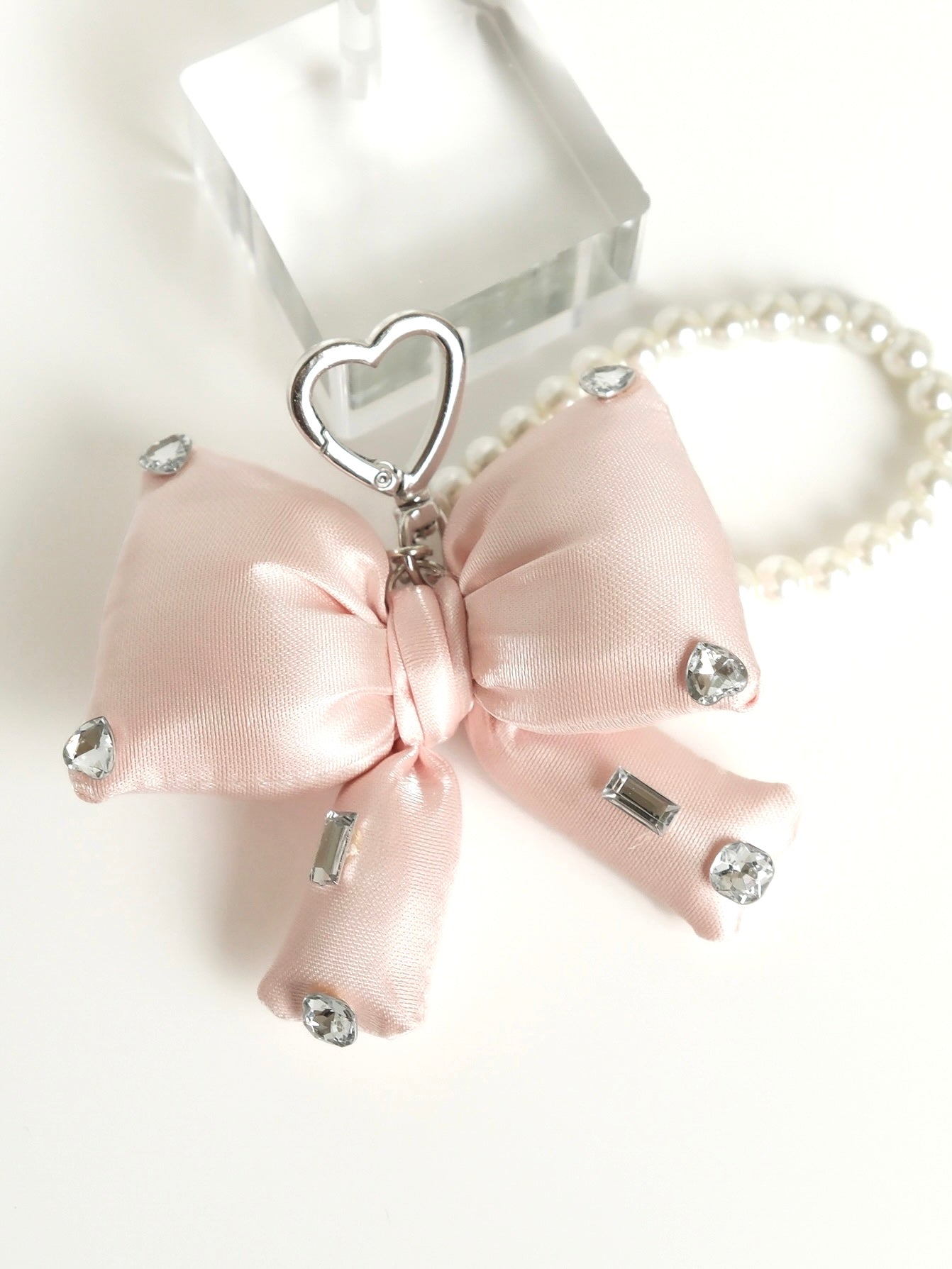 Pearl Bow Keychain Bag Charm