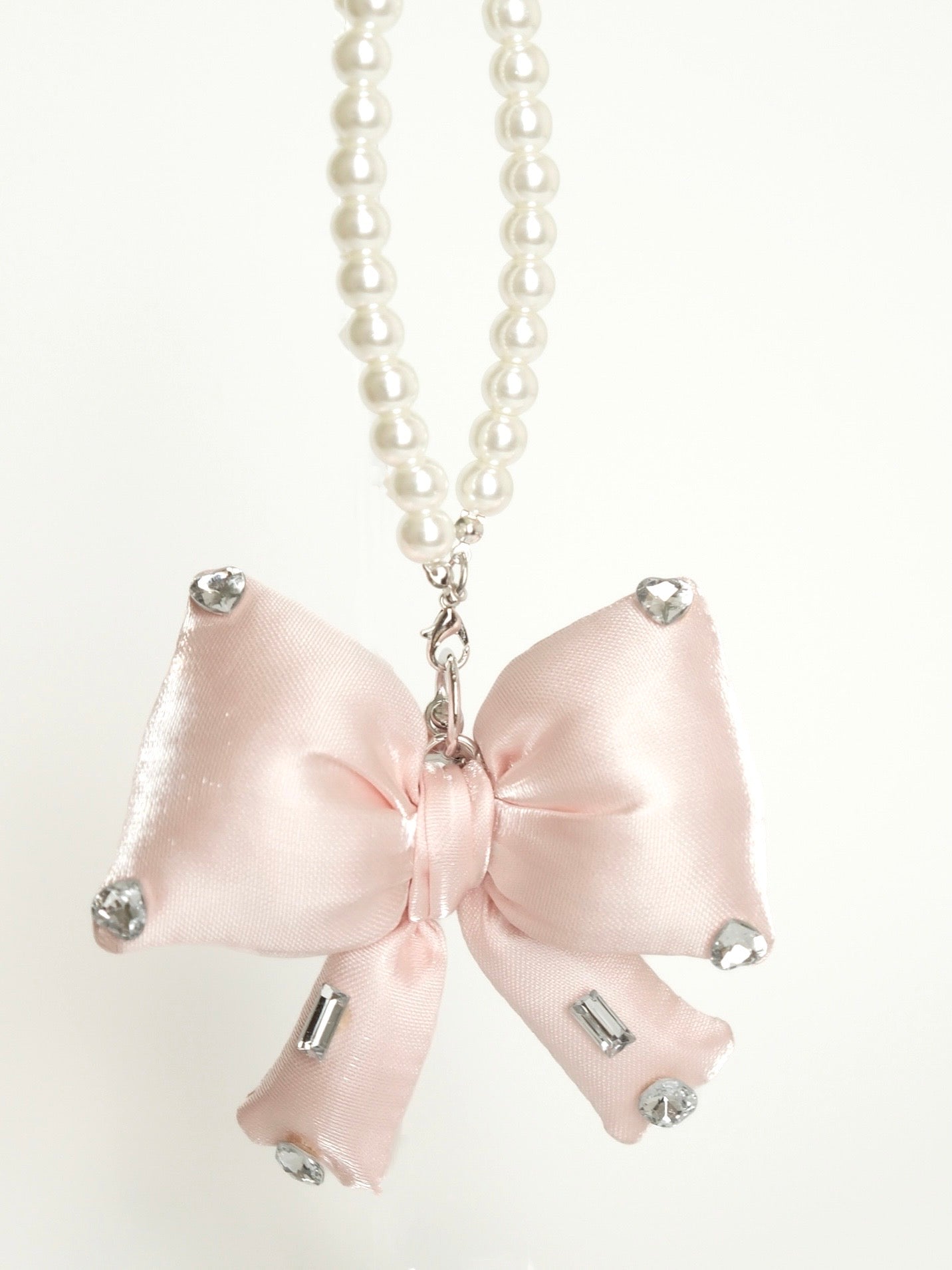 Pearl Bow Keychain Bag Charm